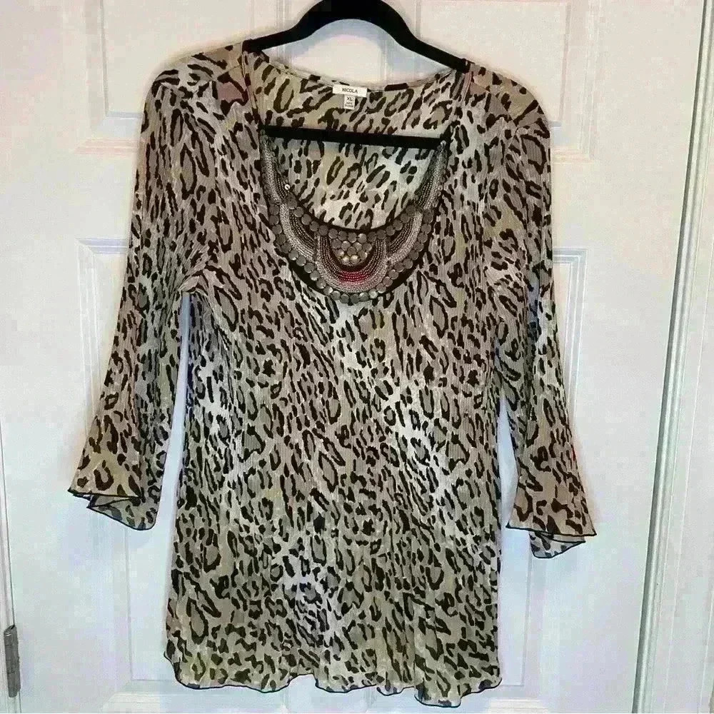 Women's NICOLA  Tunic Blouse Size XL Embellished Neck 3/4 Sleeve Animal Print